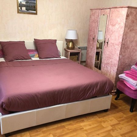 Bed and Breakfast L'Eclipse Saint-Nicolas-des-Motets Exterior foto