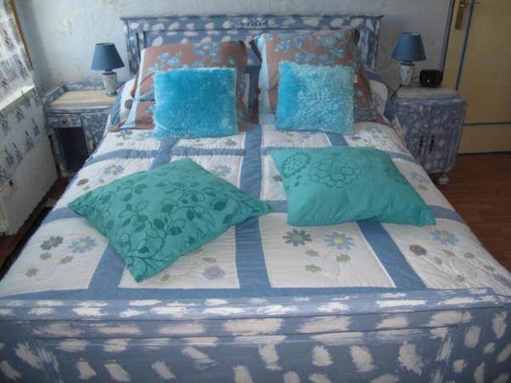 Bed and Breakfast L'Eclipse Saint-Nicolas-des-Motets Zimmer foto